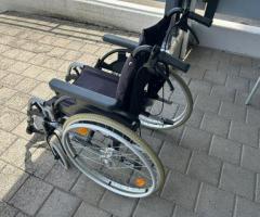 Zu verkaufen Rollstuhl Marke BREEZY